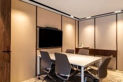 Centennial Tower (D1), Office #636785291